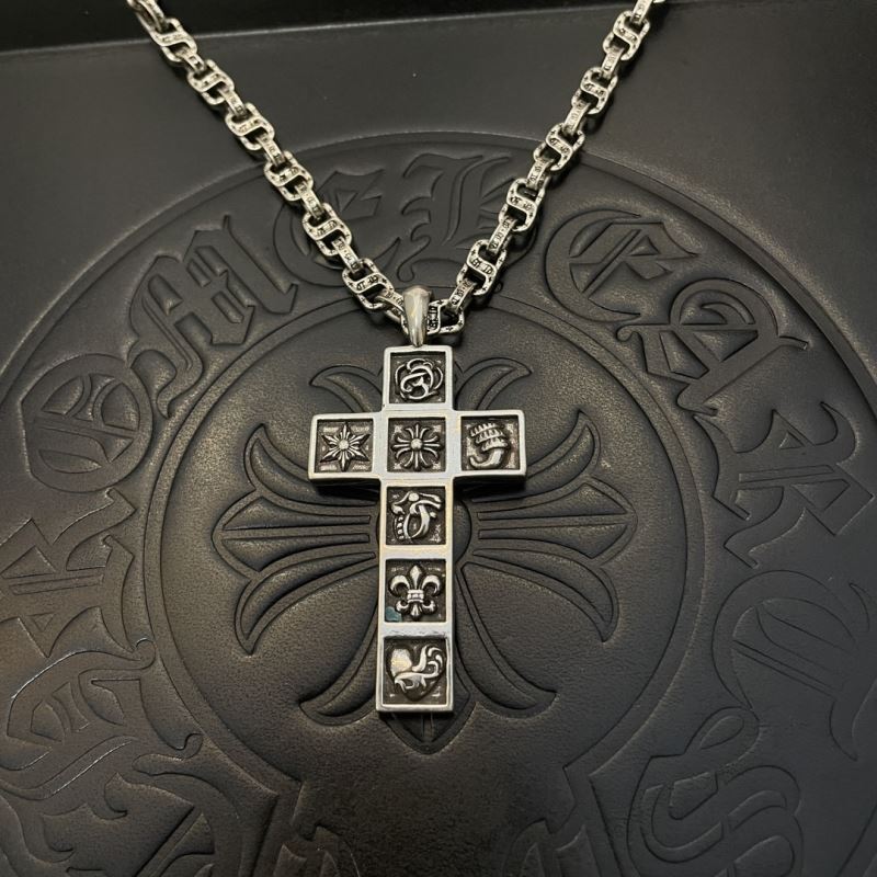 Ch*0me He**ts necklaces